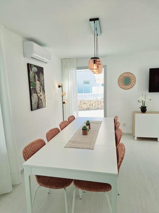 Malibu Mogan Secret Pool Villa - Piscina Privada Y Climatizada - Exclusive Heated Pool La Playa de Tauro المظهر الخارجي الصورة