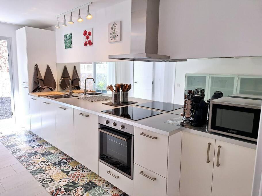 Malibu Mogan Secret Pool Villa - Piscina Privada Y Climatizada - Exclusive Heated Pool La Playa de Tauro المظهر الخارجي الصورة
