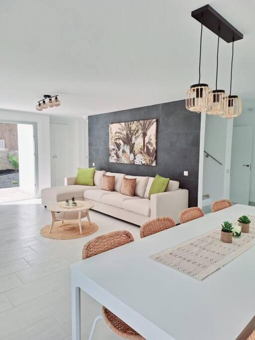 Malibu Mogan Secret Pool Villa - Piscina Privada Y Climatizada - Exclusive Heated Pool La Playa de Tauro المظهر الخارجي الصورة